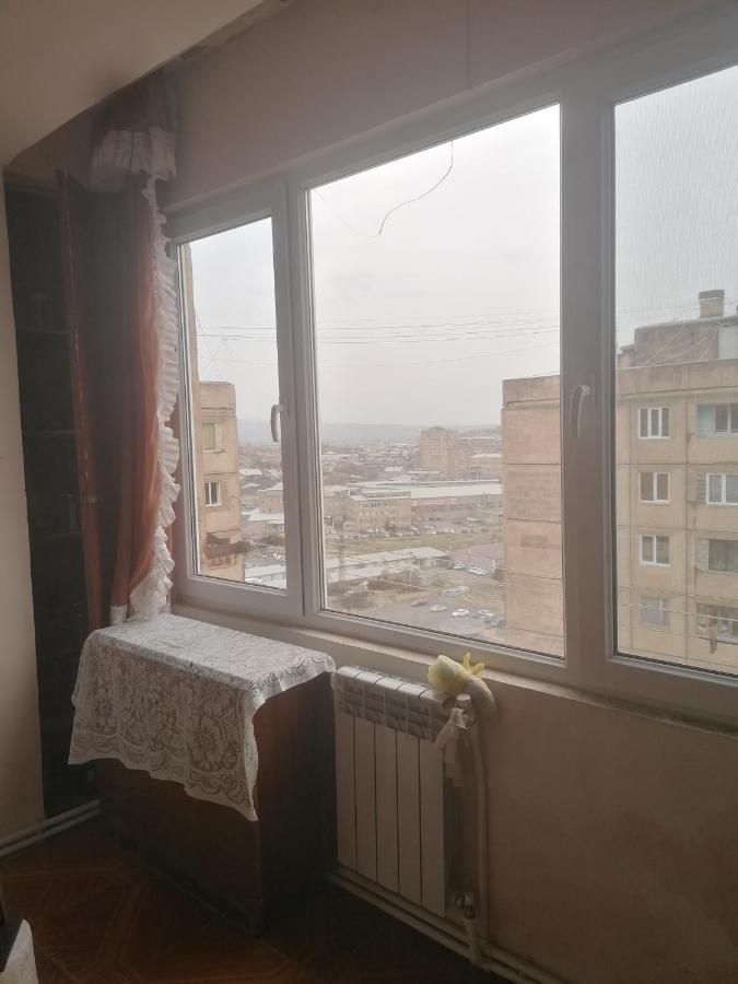 Good Luck Apartment Yerevan Bagian luar foto